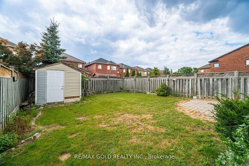 541 Warhol Way  Mississauga, L5W 1M2 | Image 39