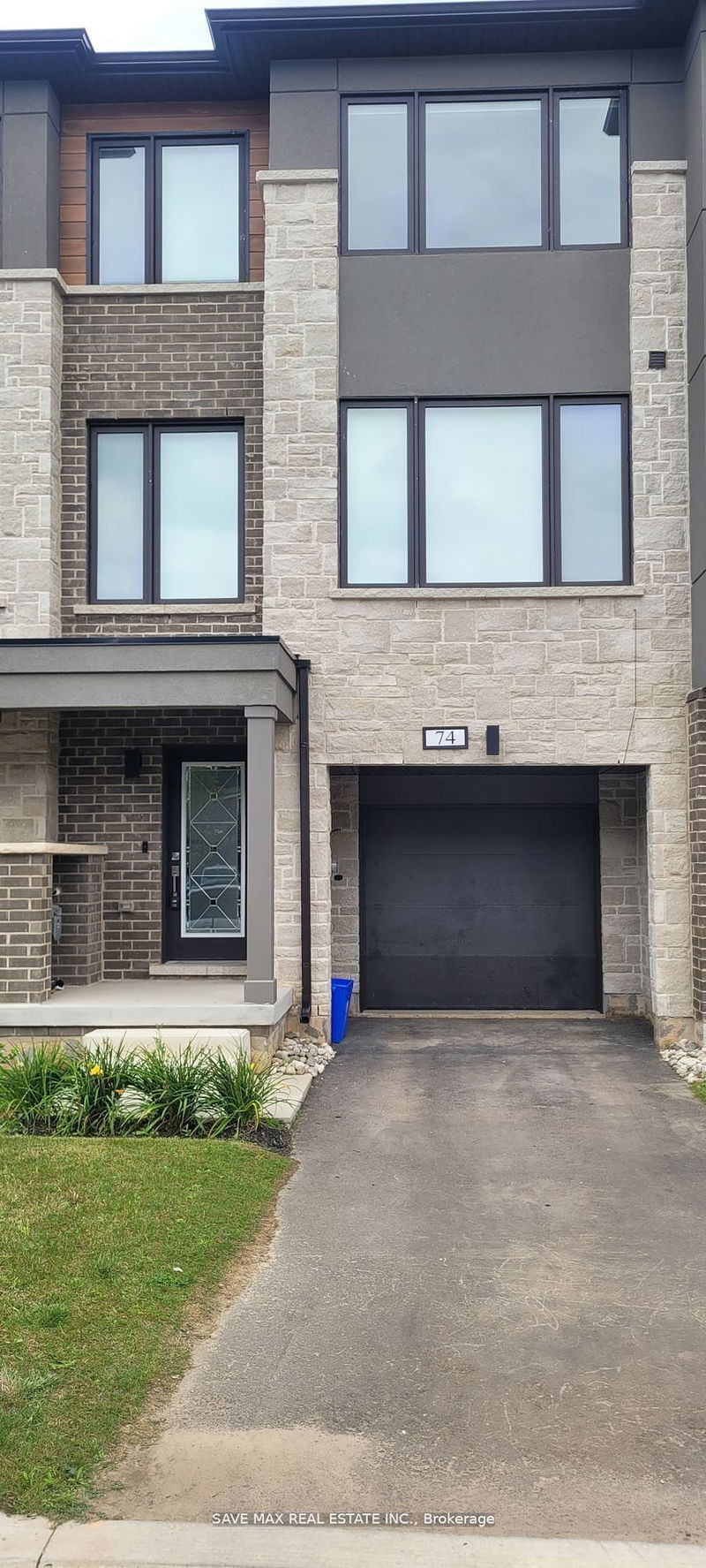 home for lease on 74 Windtree Way
