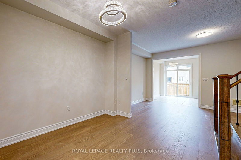 37 Teal Crescent Circ  Brampton, L4N 8W1 | Image 4