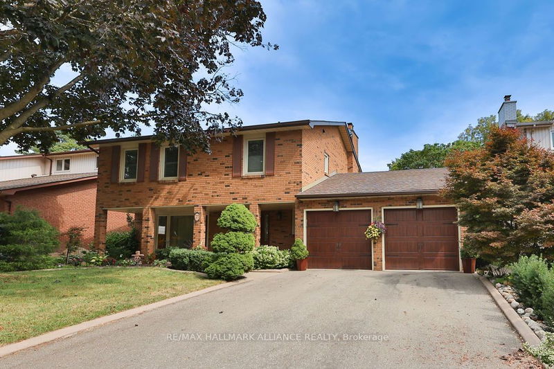 27 Arkendo Dr  Oakville, L6J 5T8 | Image 2