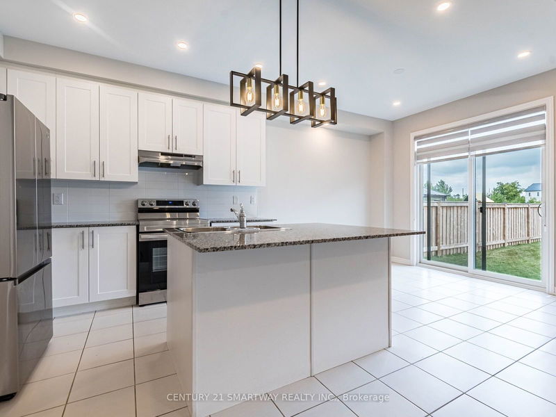 31 Truffle Crt  Brampton, L7A 0C4 | Image 11