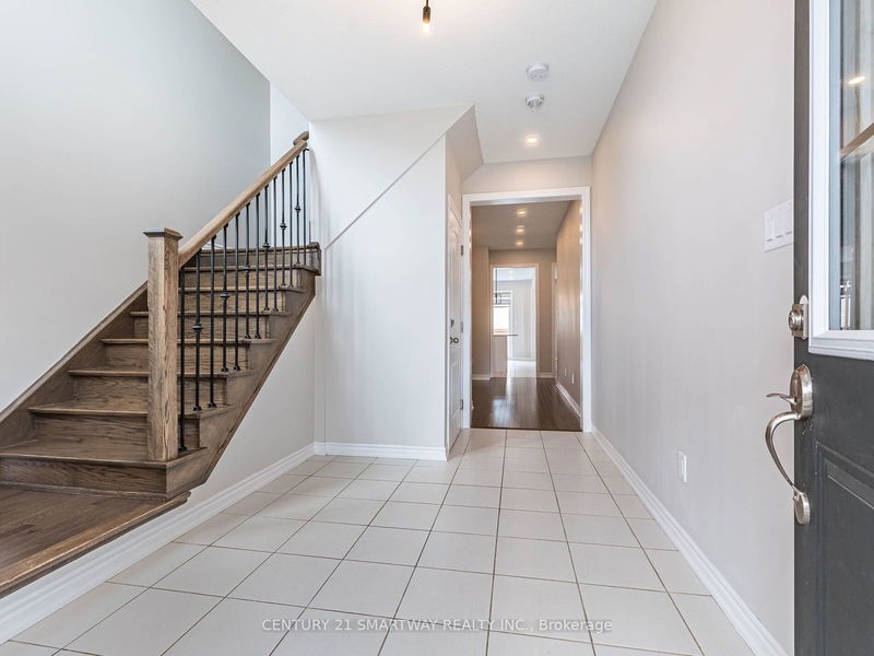 31 Truffle Crt  Brampton, L7A 0C4 | Image 2