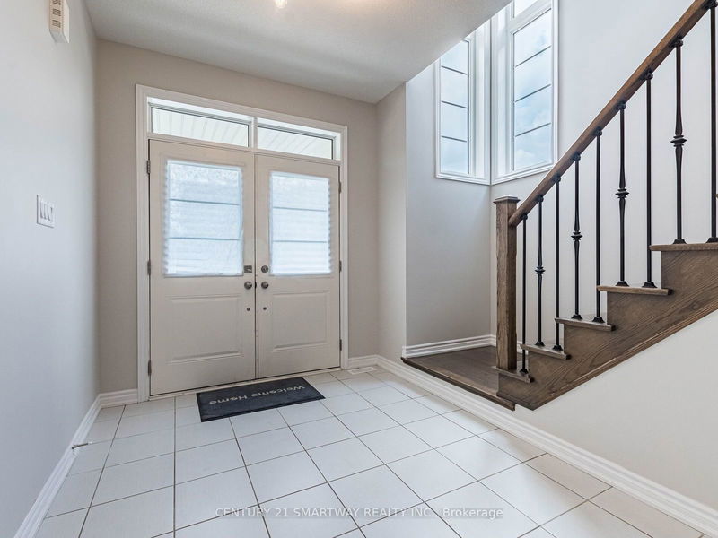 31 Truffle Crt  Brampton, L7A 0C4 | Image 3