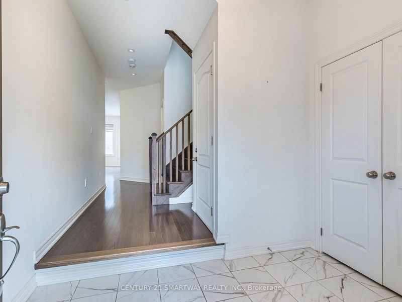 41 Cobriza Cres  Brampton, L7A 0C4 | Image 2