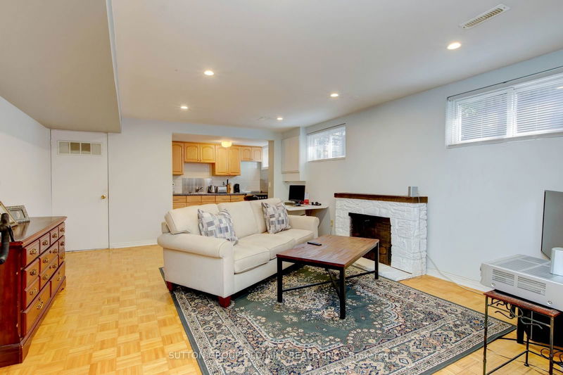 14 Louisa St  Toronto, M8V 2K6 | Image 29