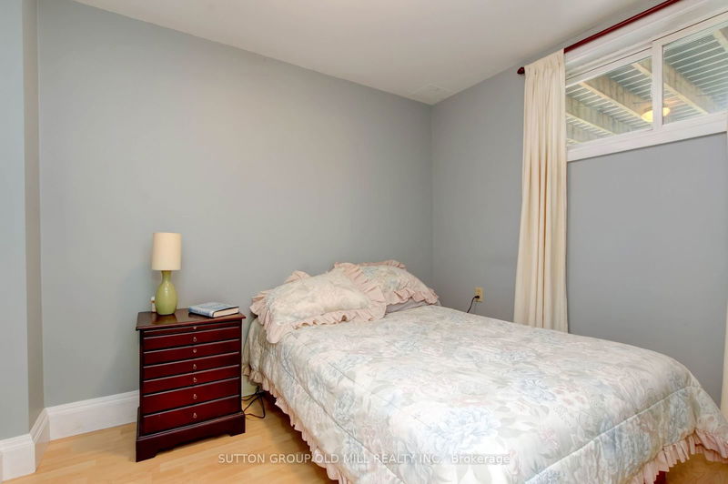 14 Louisa St  Toronto, M8V 2K6 | Image 31