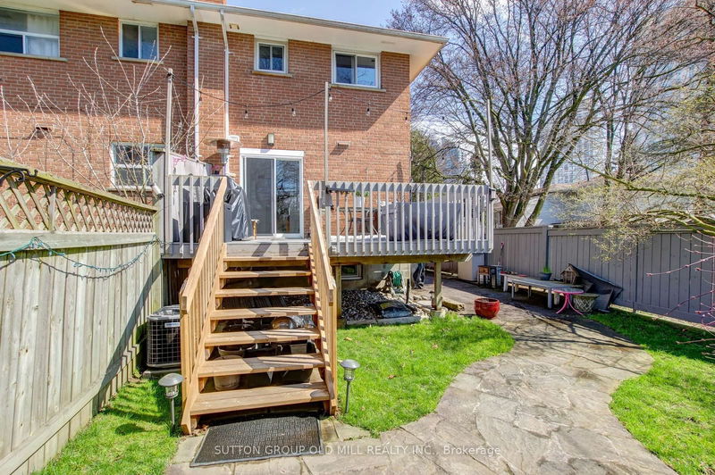 14 Louisa St  Toronto, M8V 2K6 | Image 35