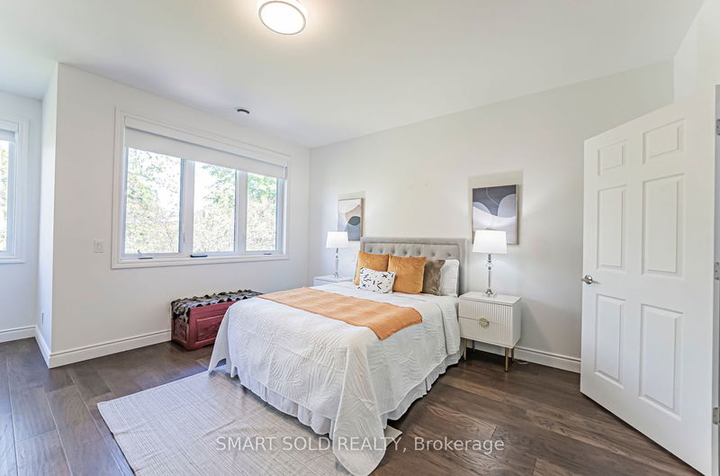 21 Harold St  Toronto, M8Z 3R4 | Image 22