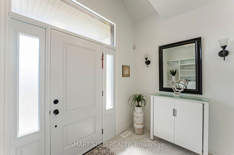 21 Harold St  Toronto, M8Z 3R4 | Image 6