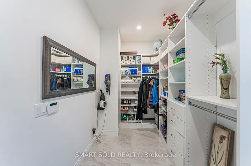 21 Harold St  Toronto, M8Z 3R4 | Image 8