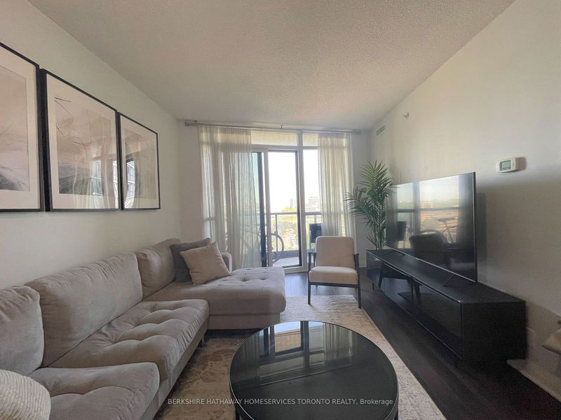 home for lease on 1311-5 Valhalla Inn Road