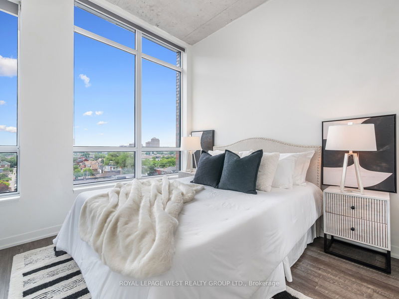  713 - 1808 St Clair Ave W Toronto, M6N 0C1 | Image 13