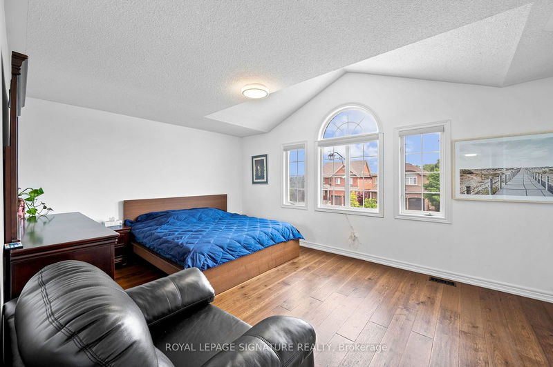 6786 Kazoo Crt  Mississauga, L5W 1T4 | Image 23