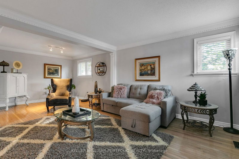 5216 Champlain Tr  Mississauga, L5R 3B1 | Image 22