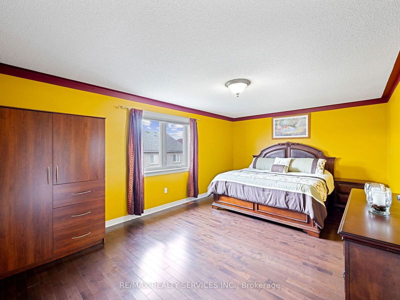 41 Earl Grey Cres  Brampton, L7A 2L2 | Image 21