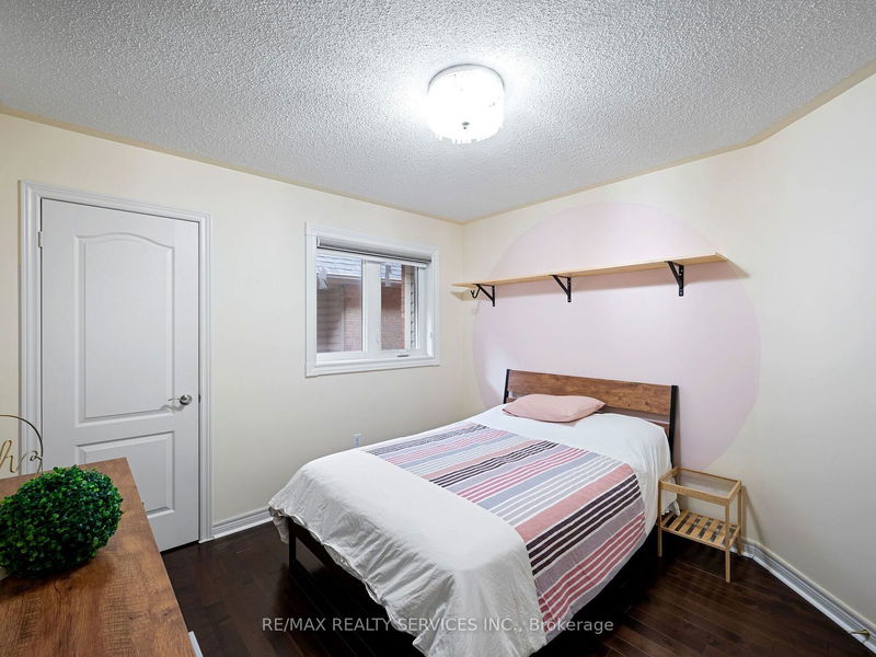 41 Earl Grey Cres  Brampton, L7A 2L2 | Image 25