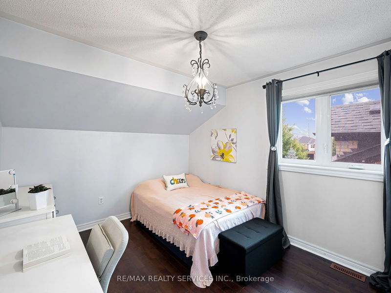 41 Earl Grey Cres  Brampton, L7A 2L2 | Image 28