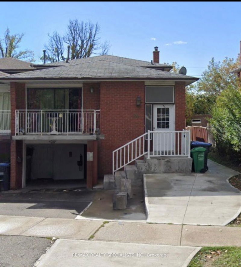 home for lease on 20 Roseville Drive