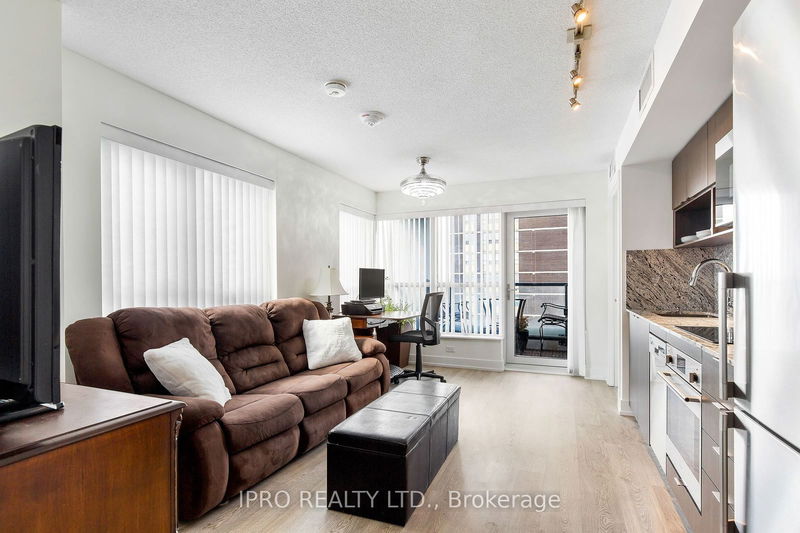  2416 - 9 Mabelle Ave  Toronto, M9A 0E1 | Image 2