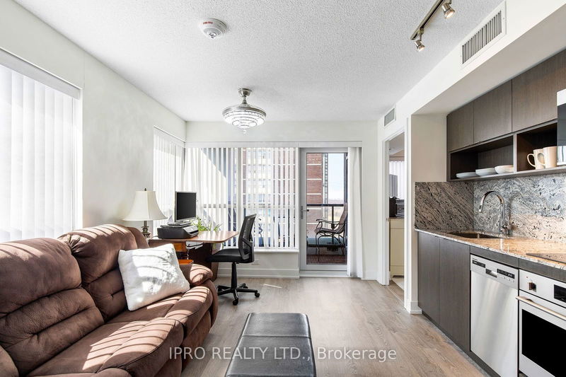  2416 - 9 Mabelle Ave  Toronto, M9A 0E1 | Image 3