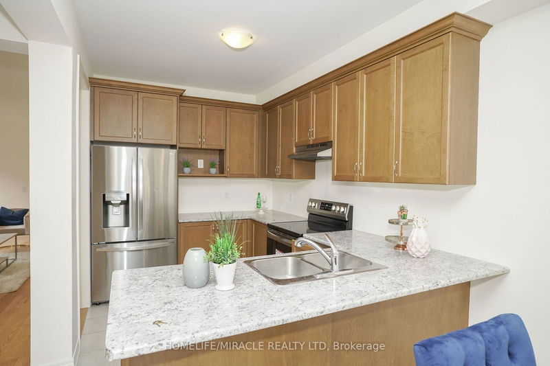 25 Dale Meadows Rd  Brampton, L7A 4Z8 | Image 15