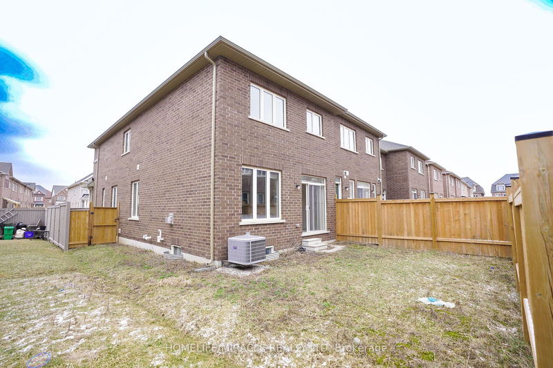 25 Dale Meadows Rd  Brampton, L7A 4Z8 | Image 40