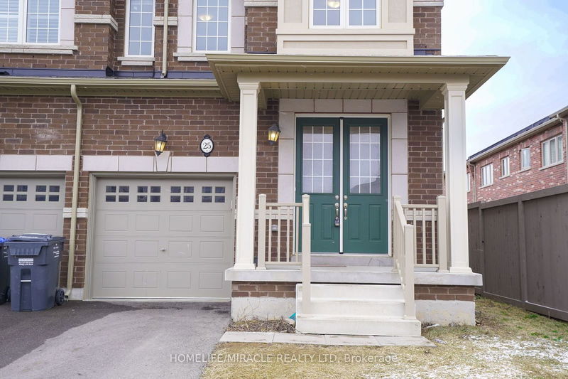 25 Dale Meadows Rd  Brampton, L7A 4Z8 | Image 5