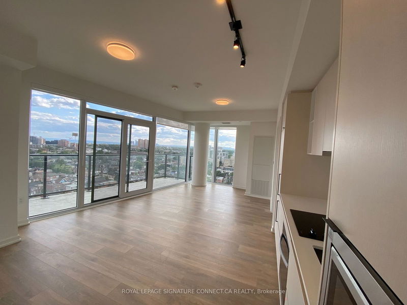 home for lease on 1403-10 Graphophone Grve
