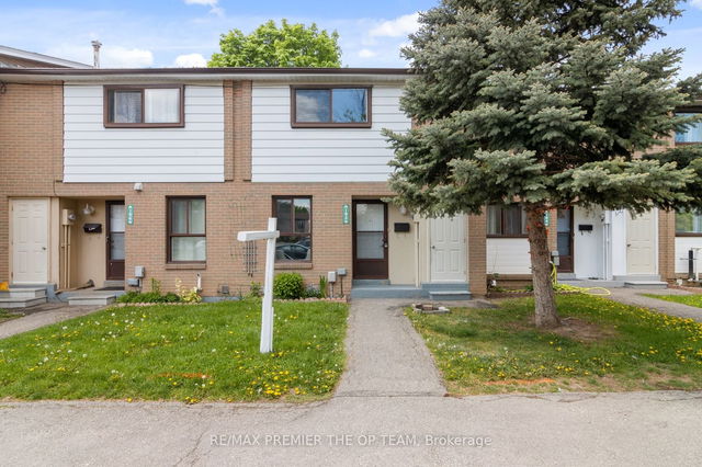 217 - 195 Fleetwood Crescent