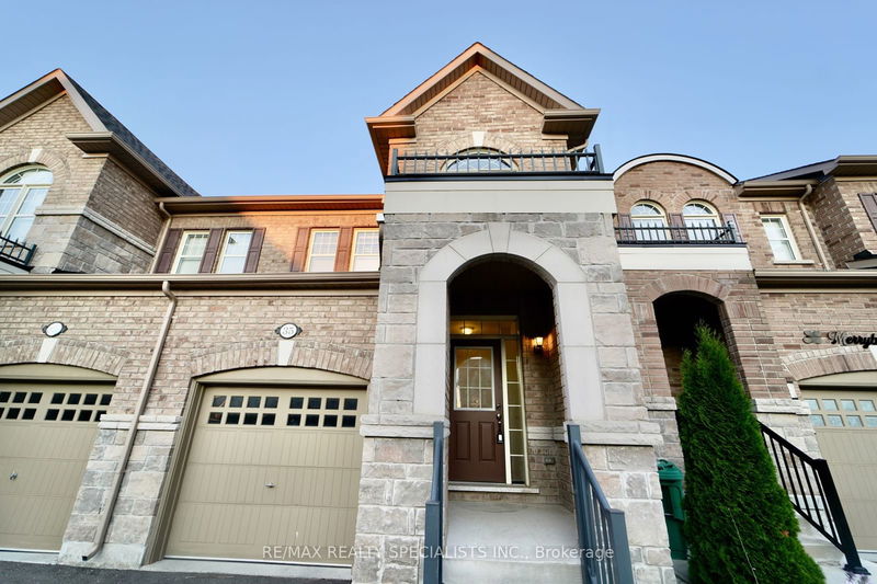 35 Merrybrook Tr  Brampton, L7A 4W1 | Image 1