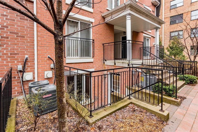 home for lease on 1526-26 Laidlaw Street