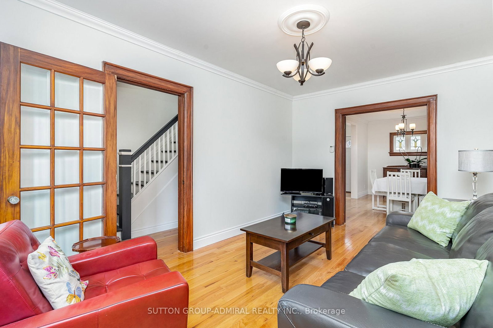Listing Image 3