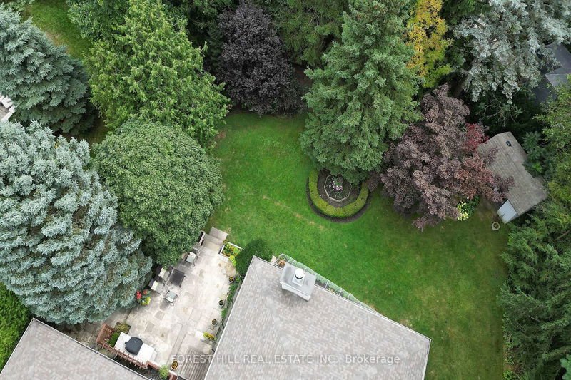 1518 Oakhill Dr  Oakville, L6J 1Y5 | Image 40