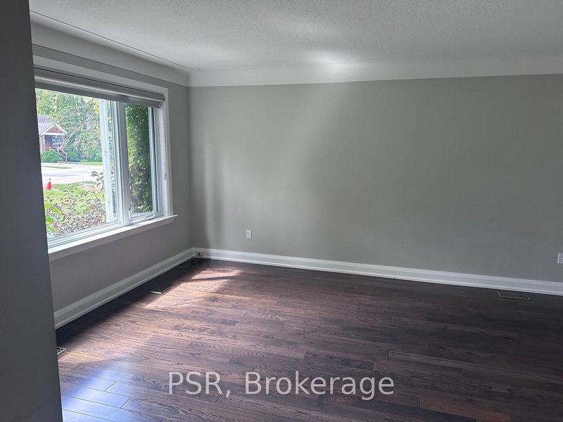 2 - 19 Broadview Ave, Mississauga, L5H 2S8 | Image 2