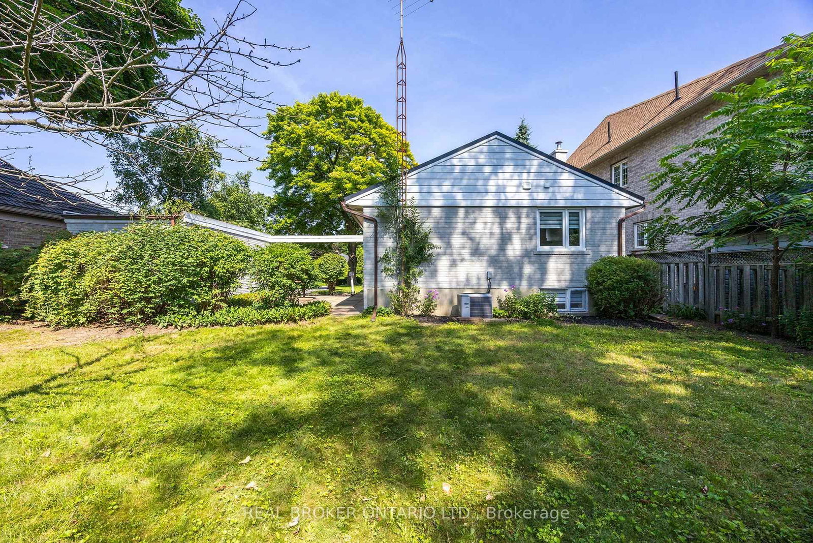 Listing Image 5