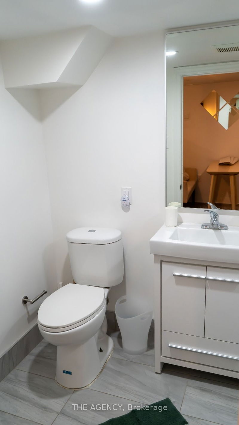 314 Weston Rd  Toronto, M6N 3P5 | Image 23