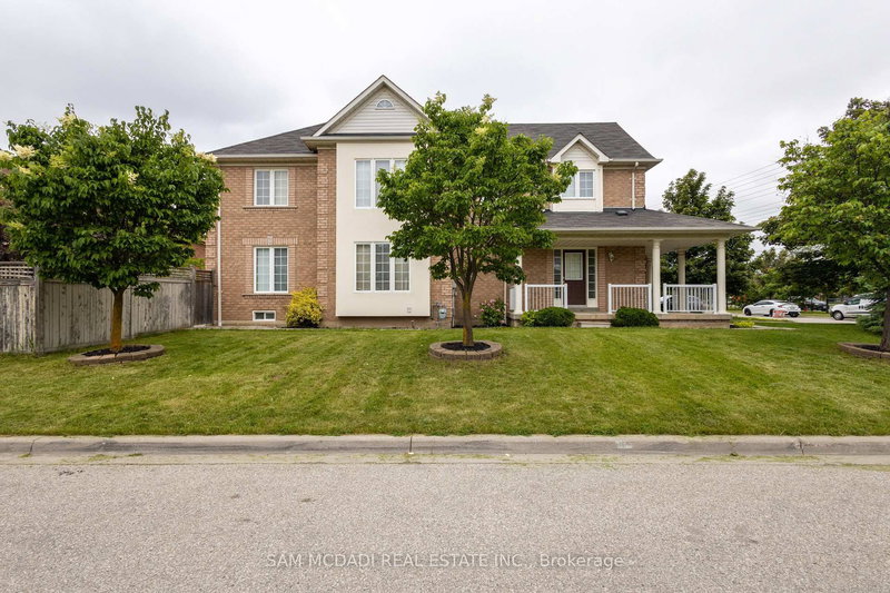 3091 Turbine Cres, Mississauga, L5M 6X1 | Image 2