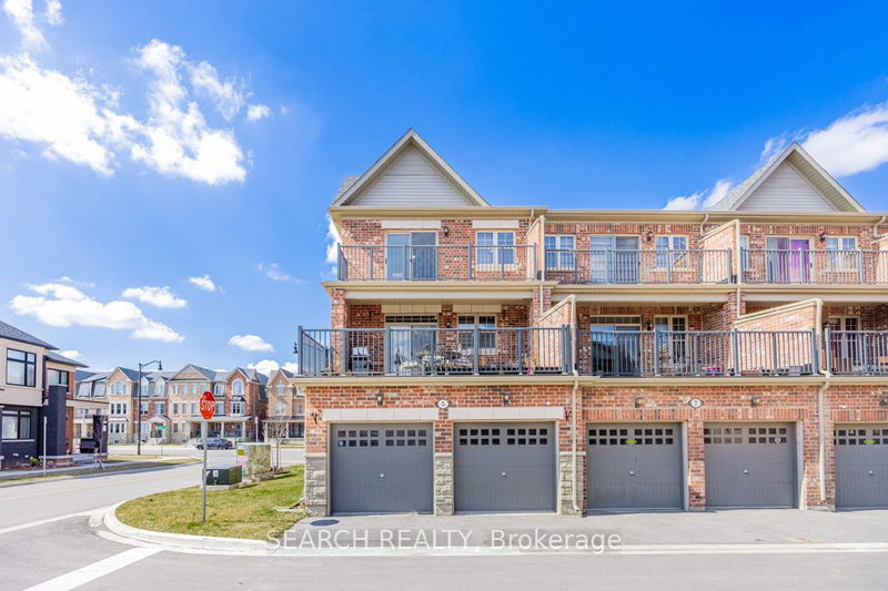 5 Remembrance Rd S Brampton, L7A 0A7 | Image 2