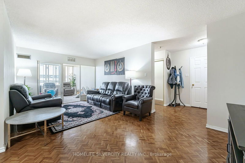  1512 - 5 Lisa St  Brampton, L6T 4T4 | Image 9