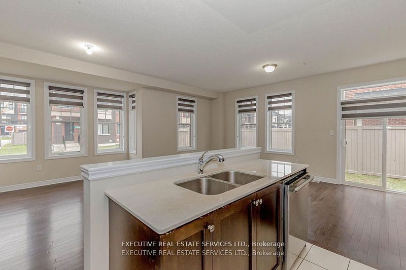 43 Pearman Cres  Brampton, L7A 0A7 | Image 22