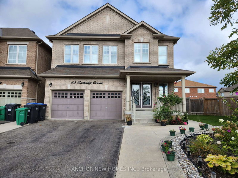 home for lease on lower-105 Banbridge Crescent