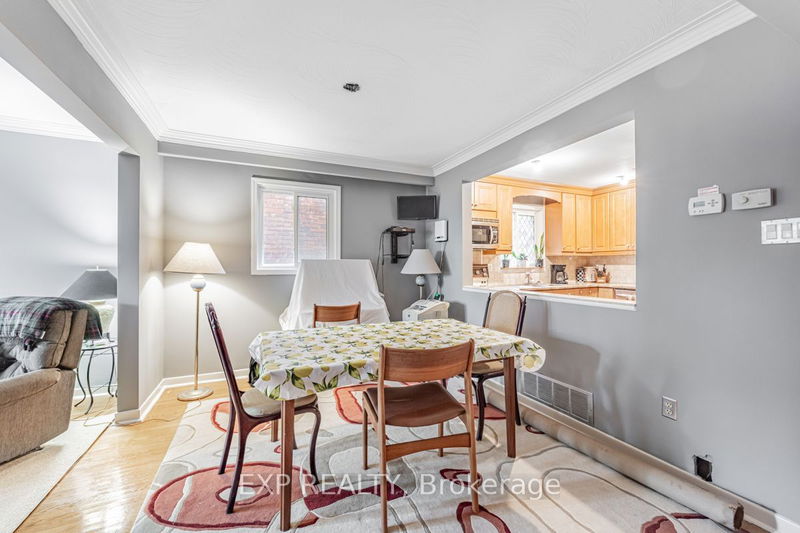 243 Pacific Ave  Toronto, M6P 2P7 | Image 5