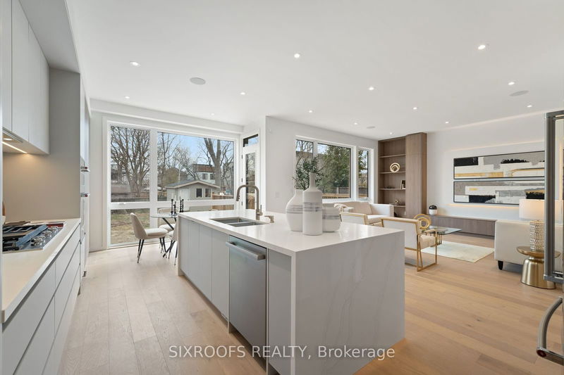 35 Emerald Cres  Toronto, M8V 2B3 | Image 19