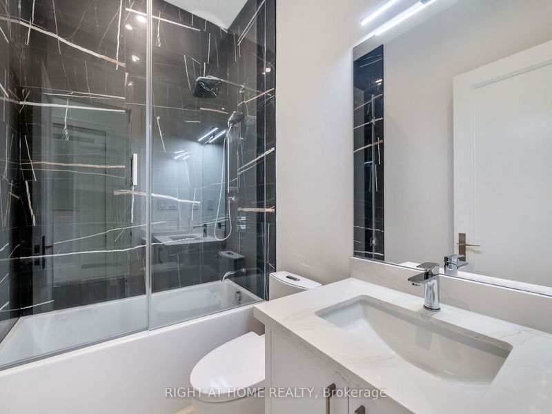 327 Melrose St  Toronto, M8Z 1G7 | Image 39