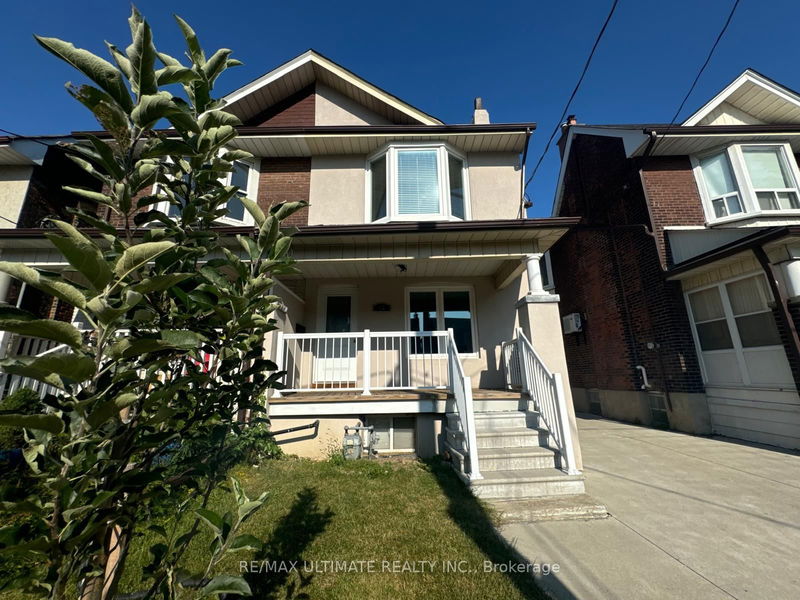 62 Hounslow Heath Rd  Toronto, M6N 1G8 | Image 1