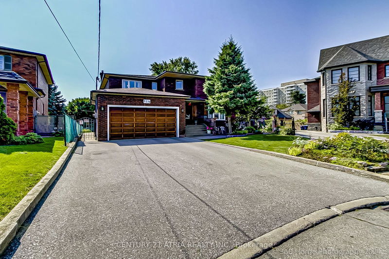 119 Glen Long Ave  Toronto, M6B 2M4 | Image 1