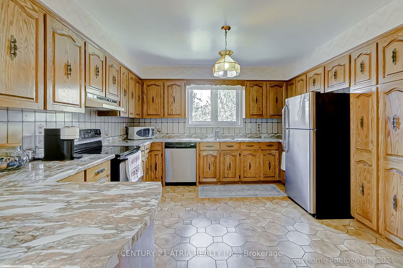 119 Glen Long Ave  Toronto, M6B 2M4 | Image 12