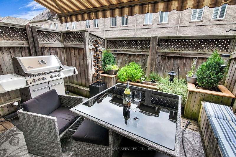 29 Furrow Lane  Toronto, M8Z 0A2 | Image 16