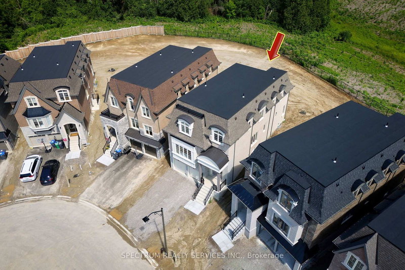 19 Swamp Sparrow Crt, Caledon, L7C 4M7 | Image 2