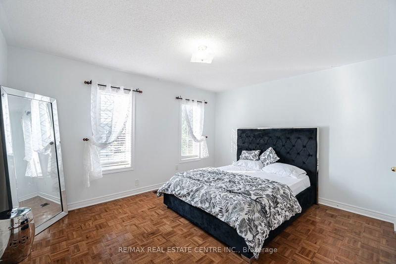 7 Prince Edward Blvd  Brampton, L6P 2E1 | Image 28